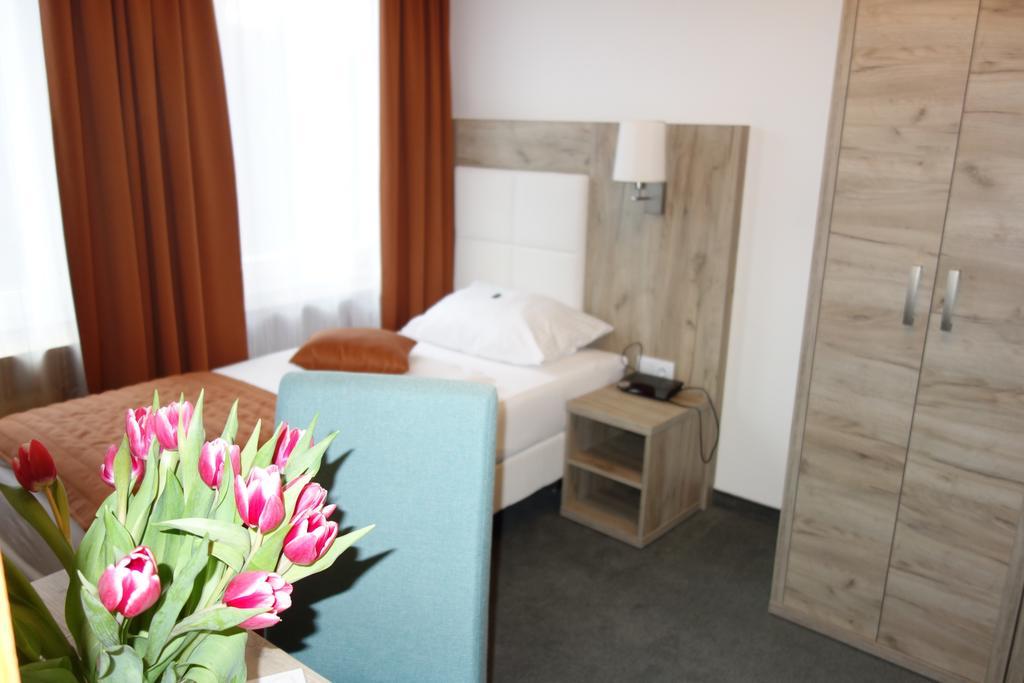Komfort Hotel Ludwigsburg Kültér fotó